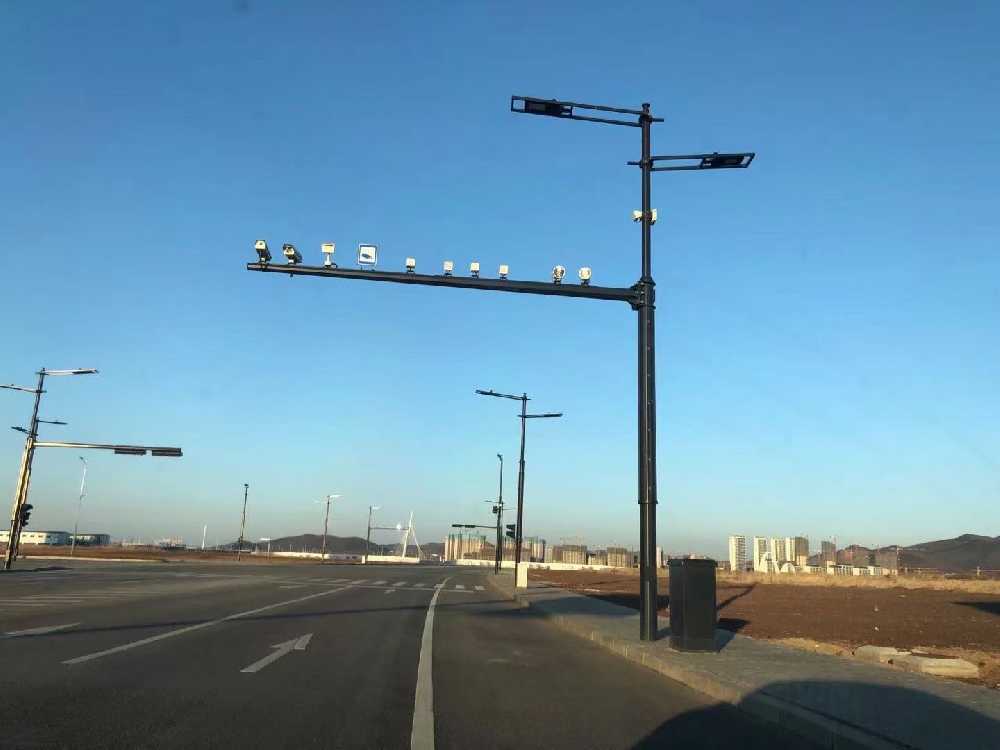 同仁市黑龙江佳木斯综合路灯杆项目